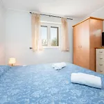 One Bedroom House With Terrace And Pool * Pirovac